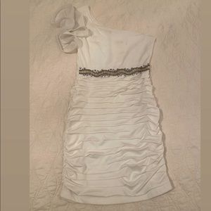 white one shoulder dress